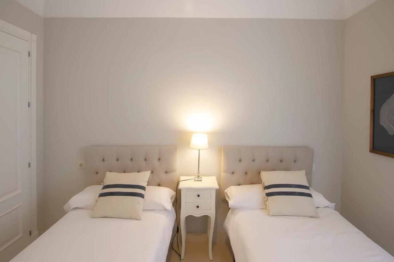 Sotogrande Alboaire- Waterfront Luxury 4 Bedroom Apt In The Marina Of Sotogrande Exterior photo