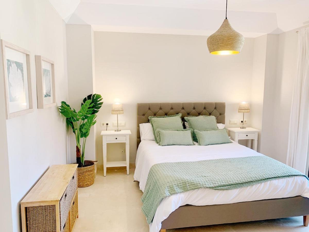 Sotogrande Alboaire- Waterfront Luxury 4 Bedroom Apt In The Marina Of Sotogrande Exterior photo